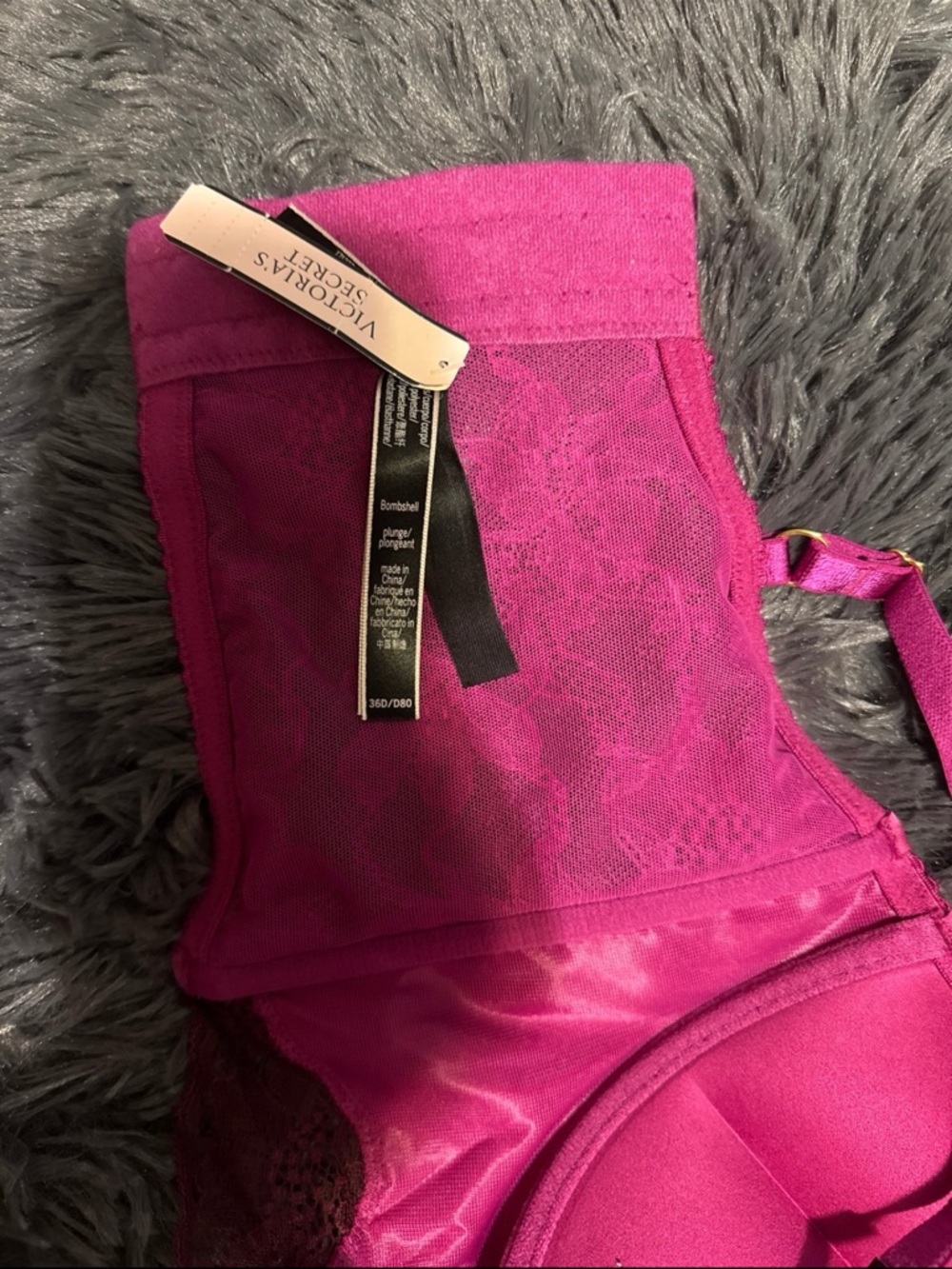 Victoria’s Secret bombshell plunge push up bra NWT 36D - Picture 2 of 8